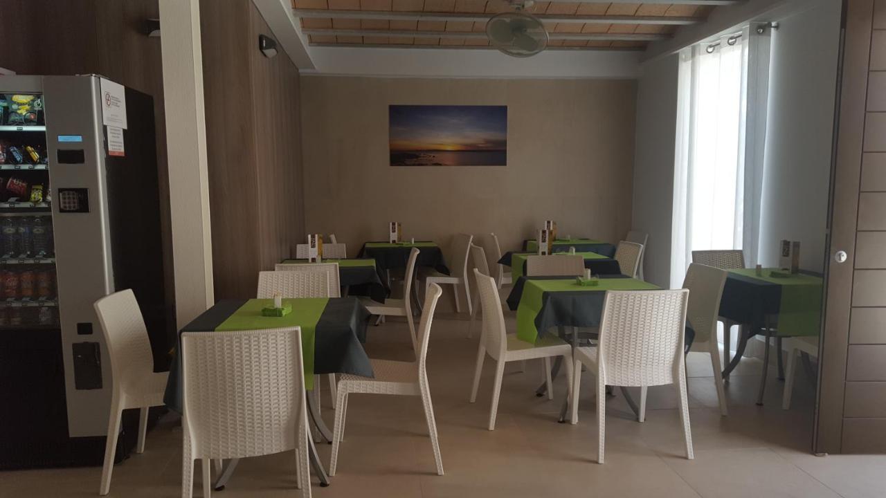 Hotel Isla Plana Tabarca Esterno foto